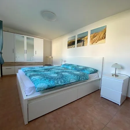 In Ruhig, Modern Und Stadtnah Mit Blick Ins Grüne * Schwerin (Mecklenburg-Vorpommern)